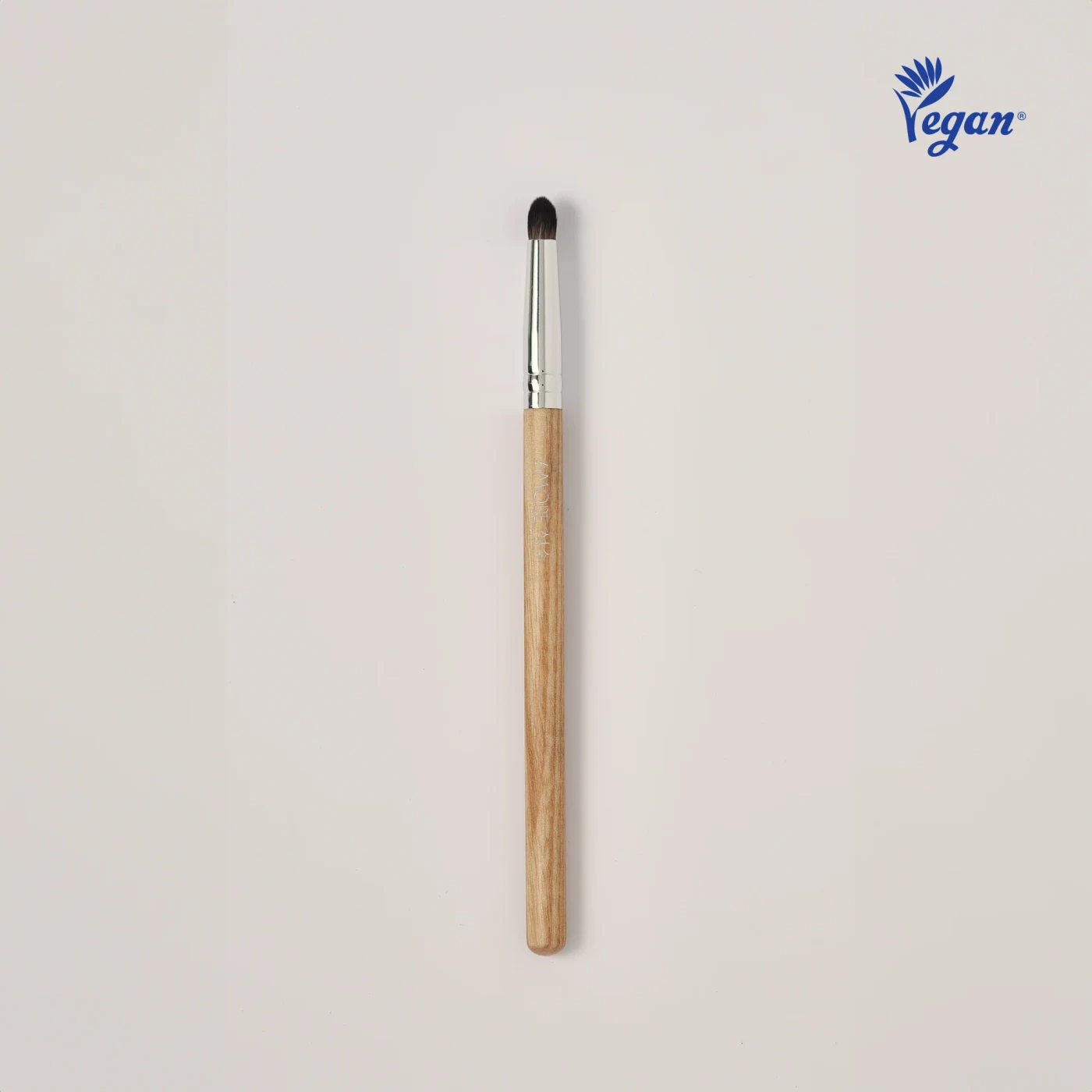 AMORE SEONGSU Brush 02 Eye Shadow Hole Brush product image