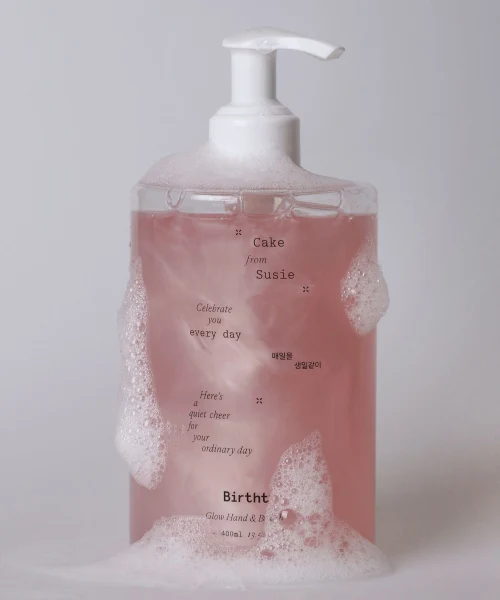 Birth Tea Glow Hand & Body Wash in Cake From Suzy