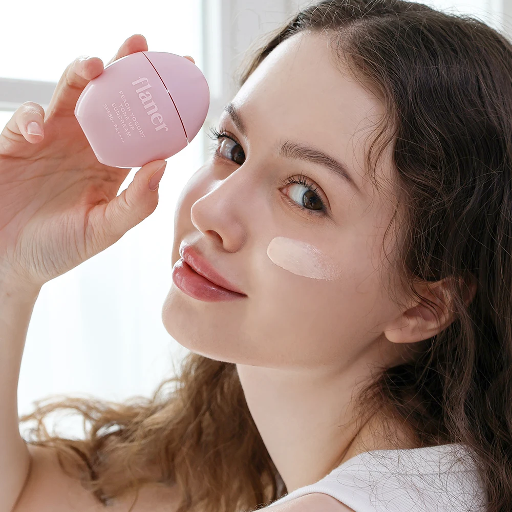 Flaner Peach Yogurt Tone-Up Sun Cream SPF product image