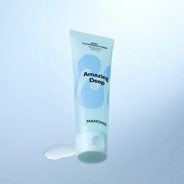 Mamonde Amazing Deep Mint Cleansing Foam product image